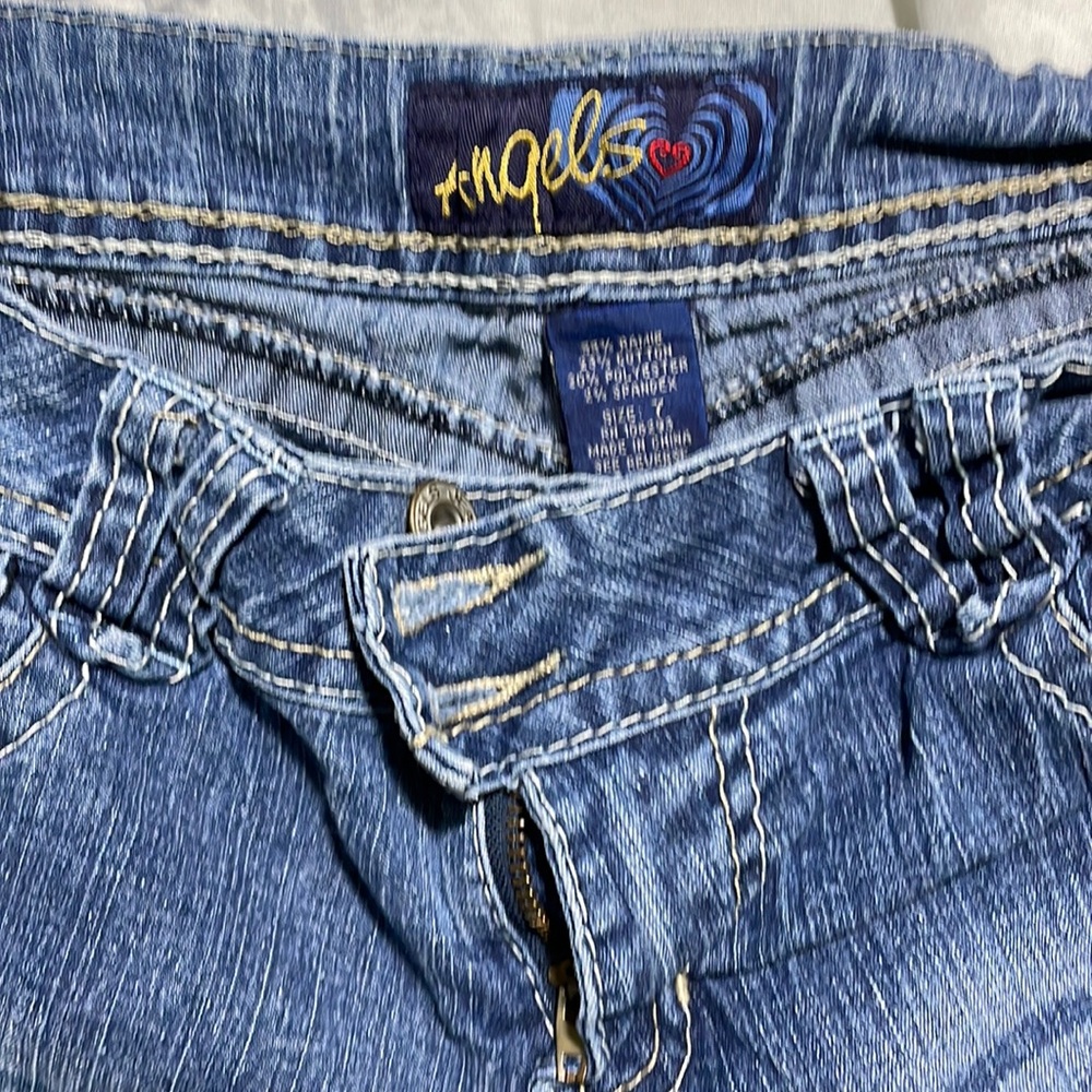 Jean capris - Picture 3 of 3